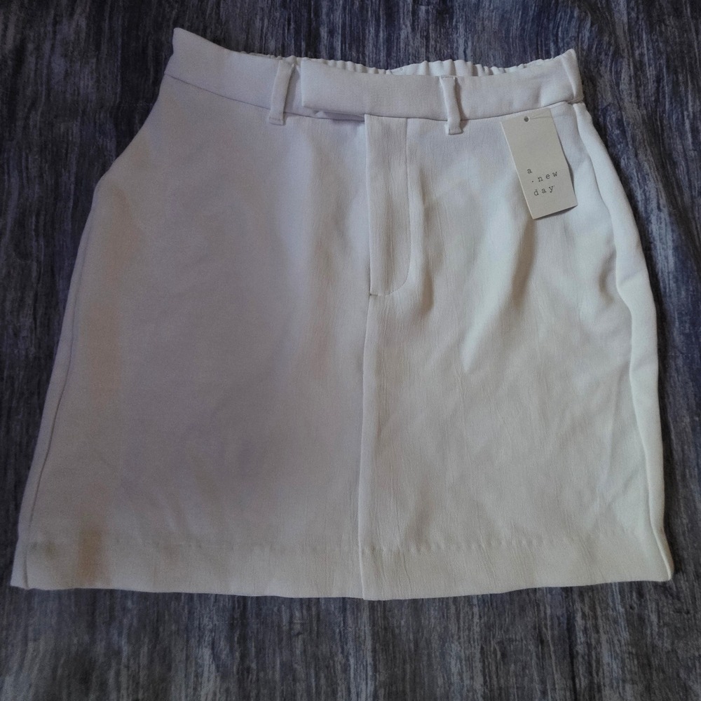 A New Day Womens Cream Mini Skirt Recycled Polyester Elastic Back XS NWT